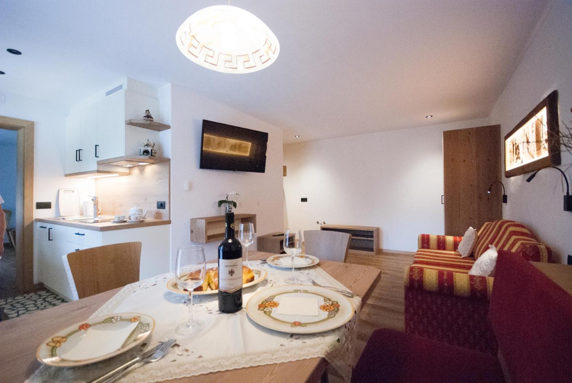 Da Kathi Aparthotel San Candido Kültér fotó